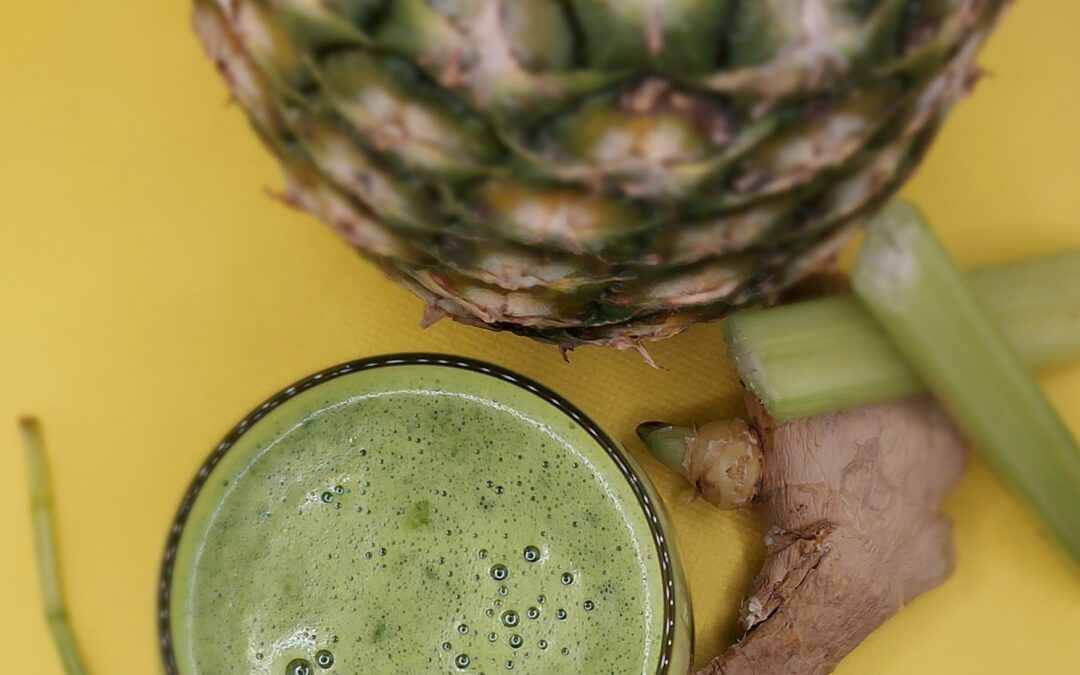 Jus céleri ananas épinards gingembre